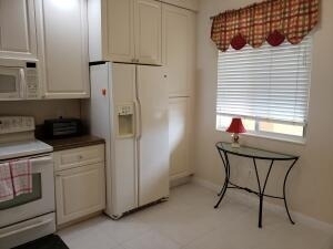 27 Harbour Isle Drive W - Photo 1