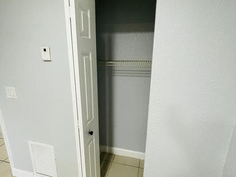 890 Nw 45 Avenue - Photo 5