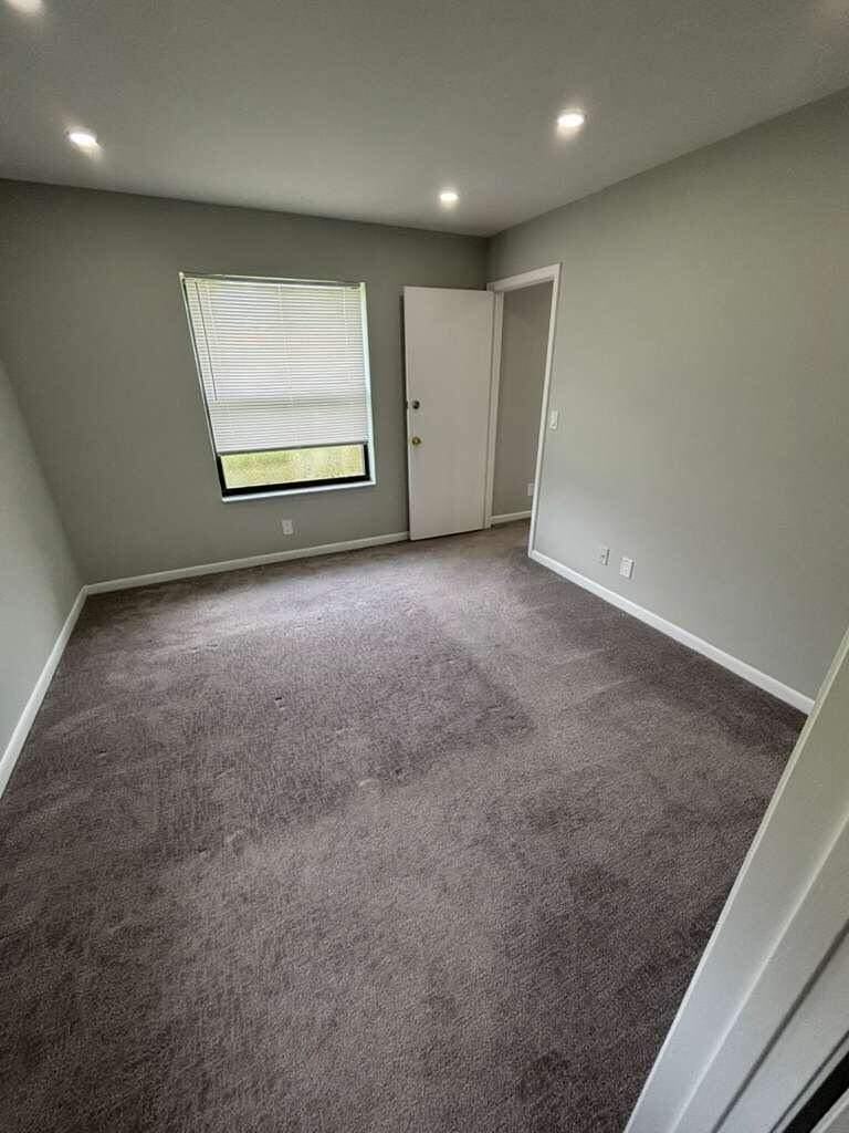 21913 Lake Forest Circle - Photo 5