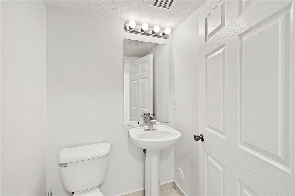 4962 Leeward Lane - Photo 11
