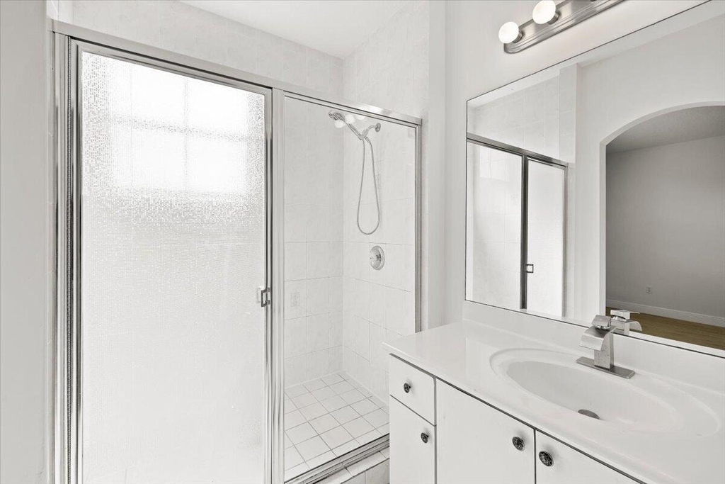 4962 Leeward Lane - Photo 17