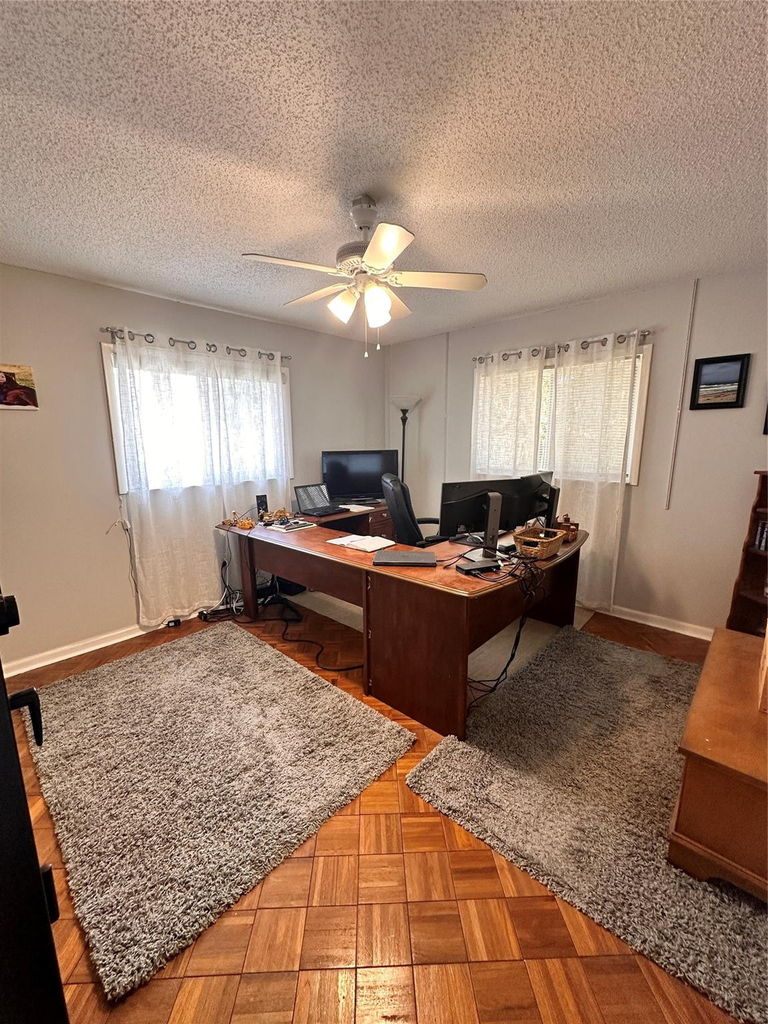 1098 Nw 15th Avenue - Photo 32