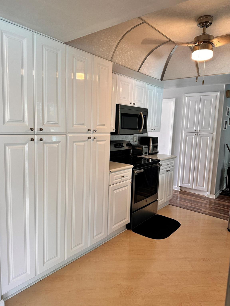 1098 Nw 15th Avenue - Photo 12