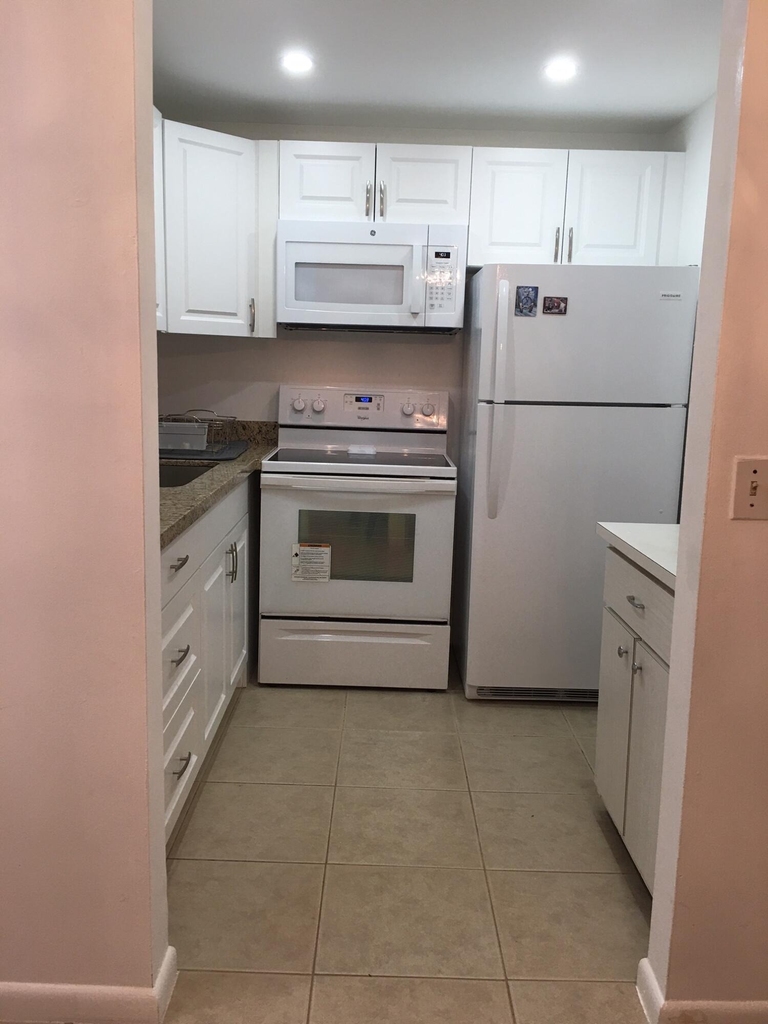 66 Harwood A - Photo 4