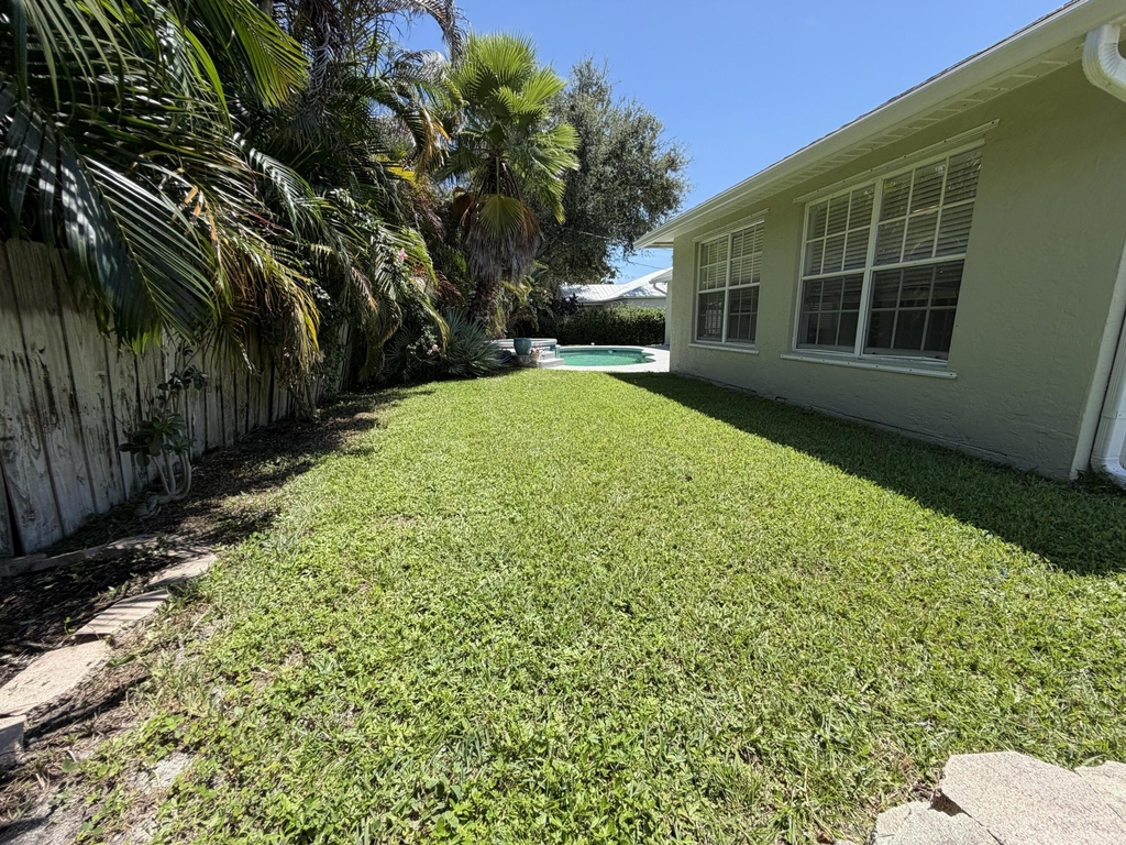 8081 Se Helen Terrace - Photo 31