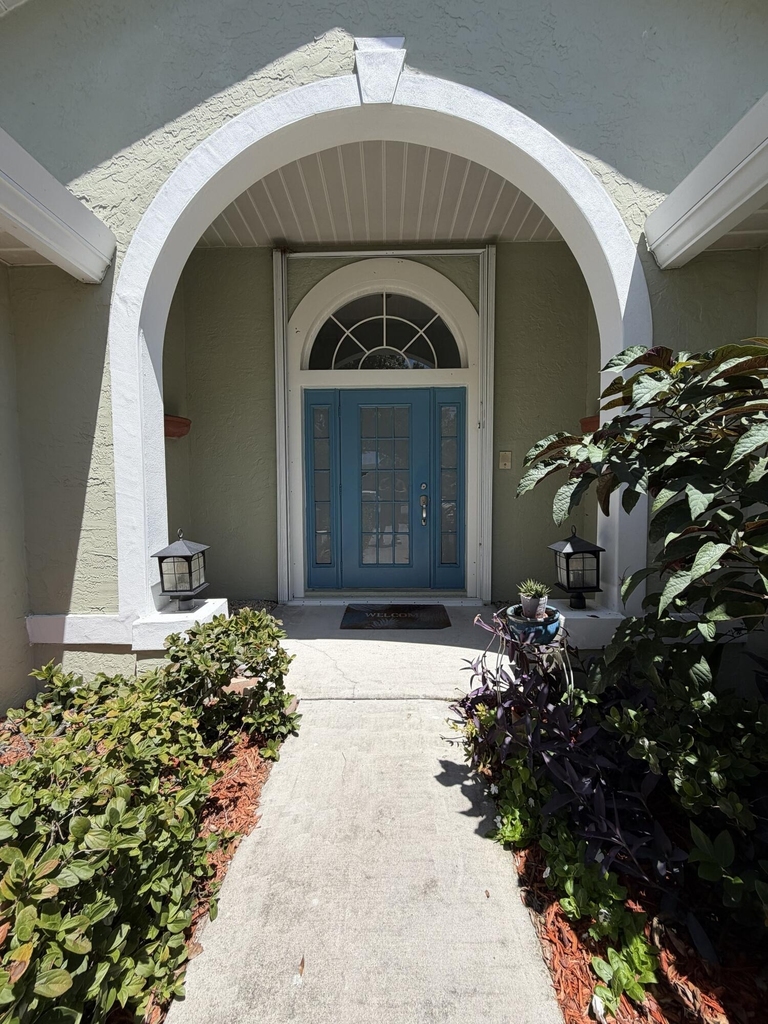 8081 Se Helen Terrace - Photo 2