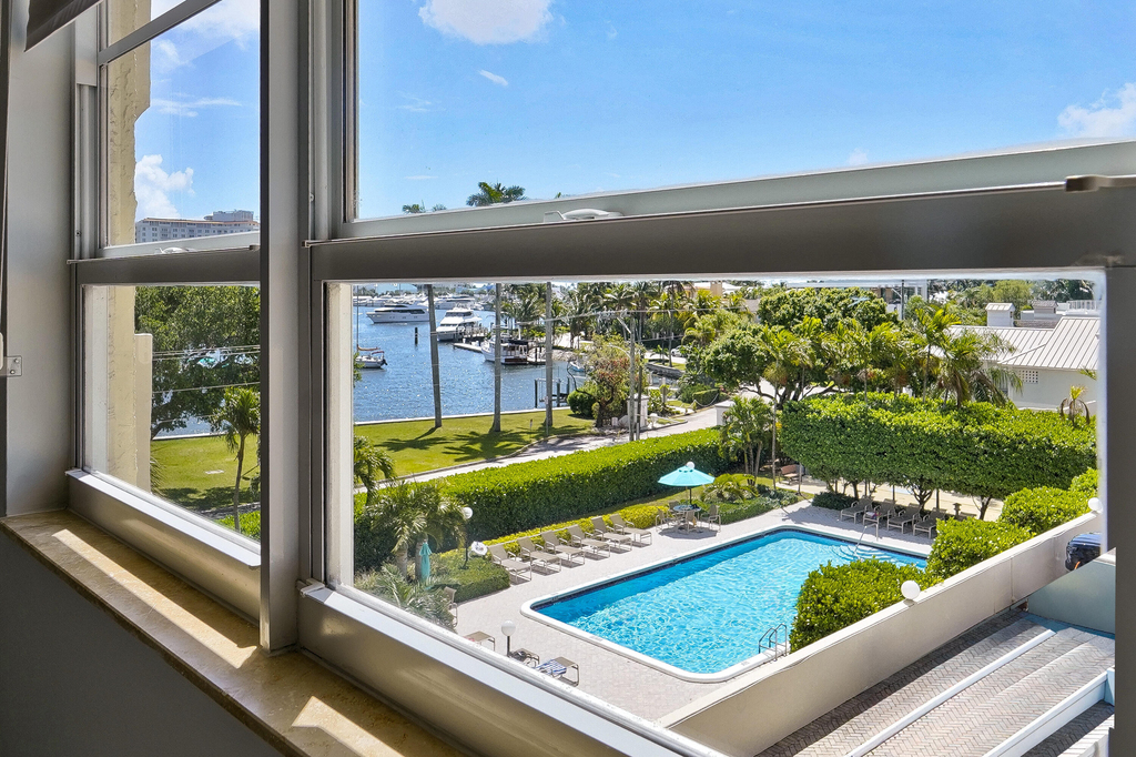 2500 E Las Olas Boulevard - Photo 22