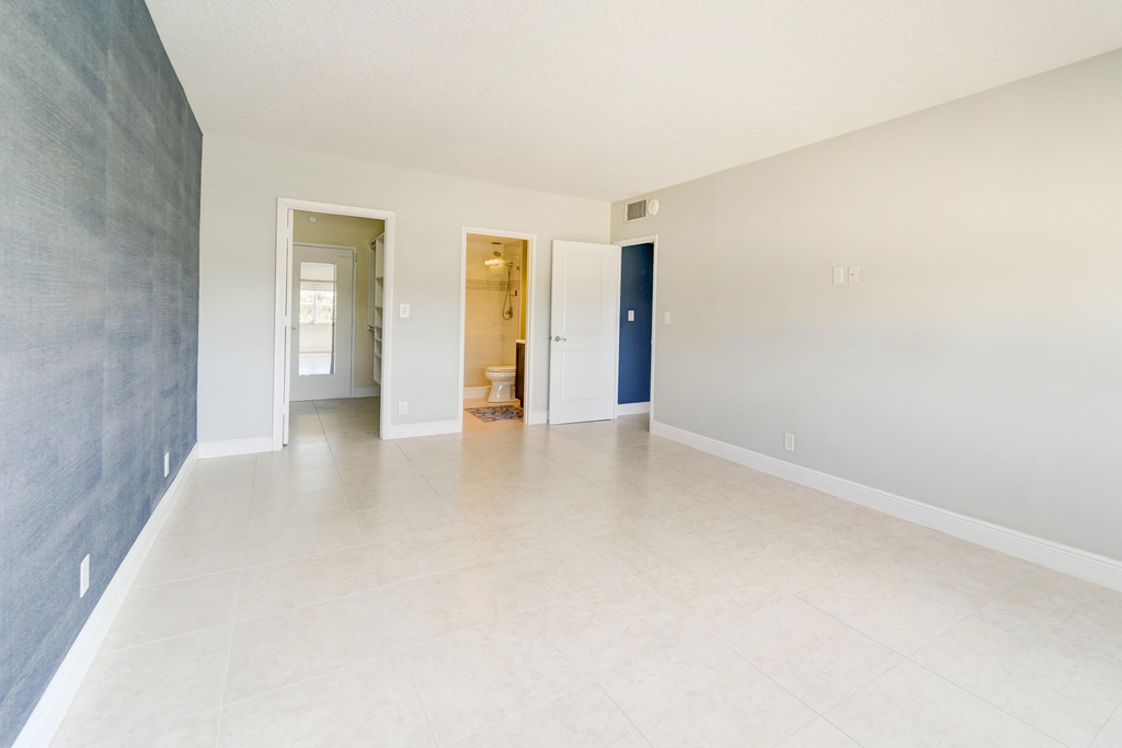 2500 E Las Olas Boulevard - Photo 17