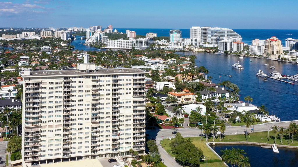 2500 E Las Olas Boulevard - Photo 30