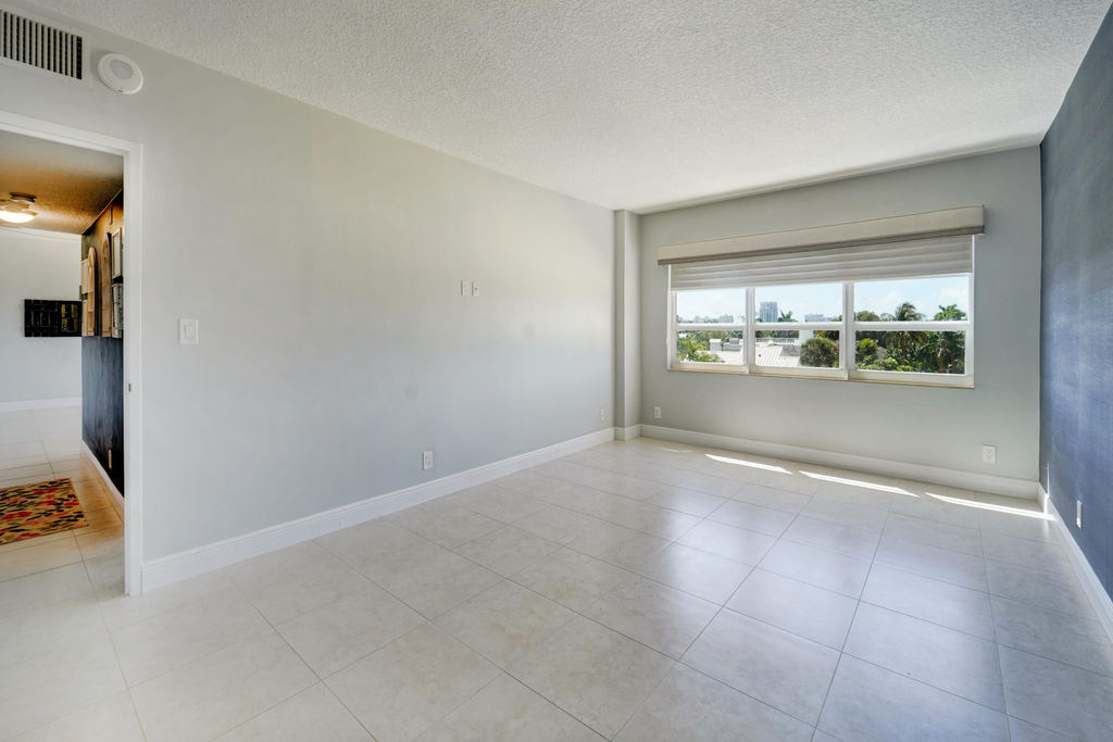 2500 E Las Olas Boulevard - Photo 14