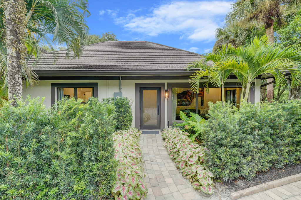 2735 Polo Island Drive - Photo 0