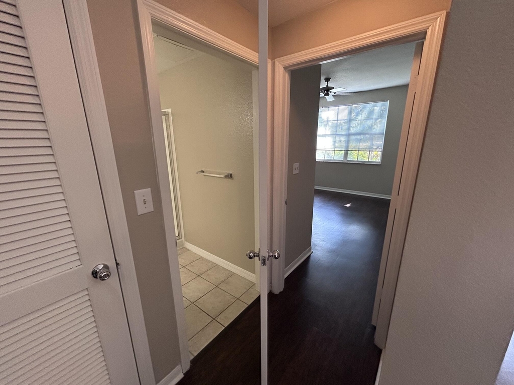 15115 Michelangelo Boulevard - Photo 7