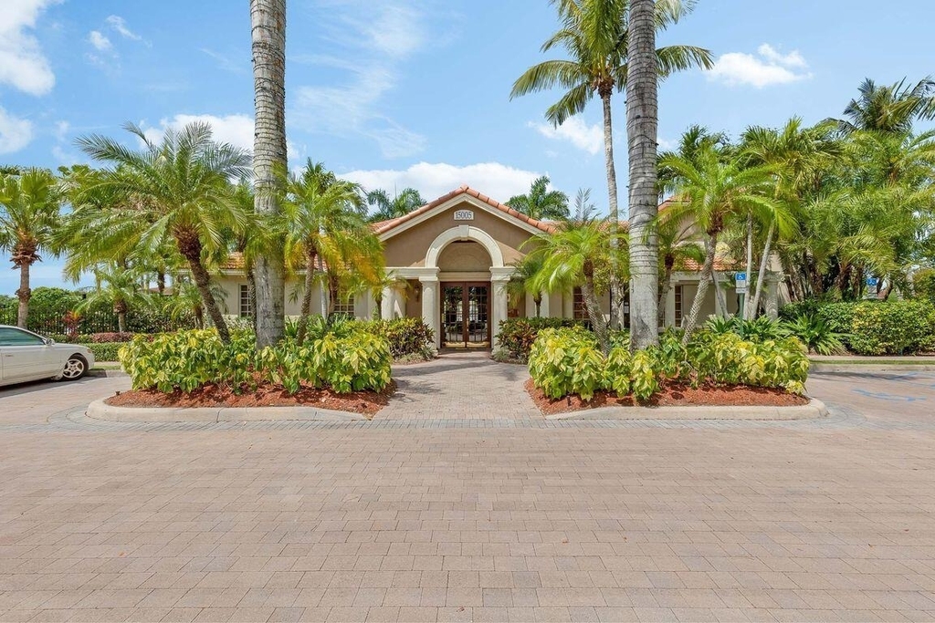 15115 Michelangelo Boulevard - Photo 20