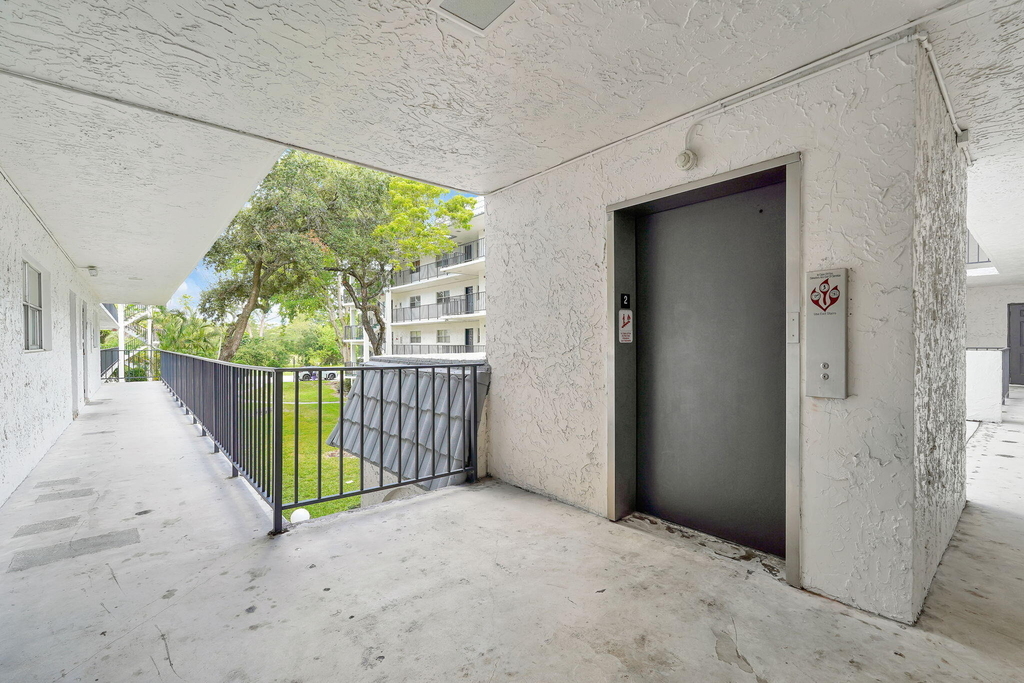 3360 Spanish Moss Terrace - Photo 40