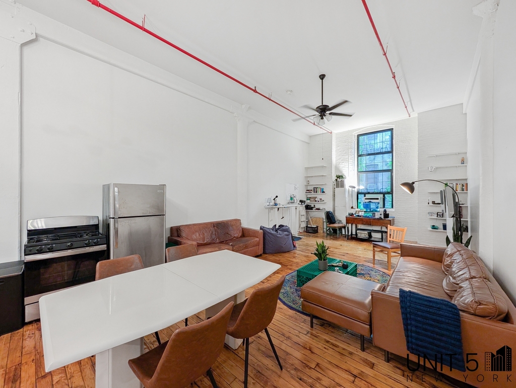 345 Eldert Street - Photo 0