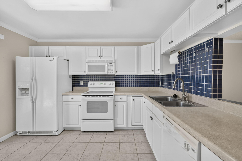 184 Mastic Tree Court - Photo 8
