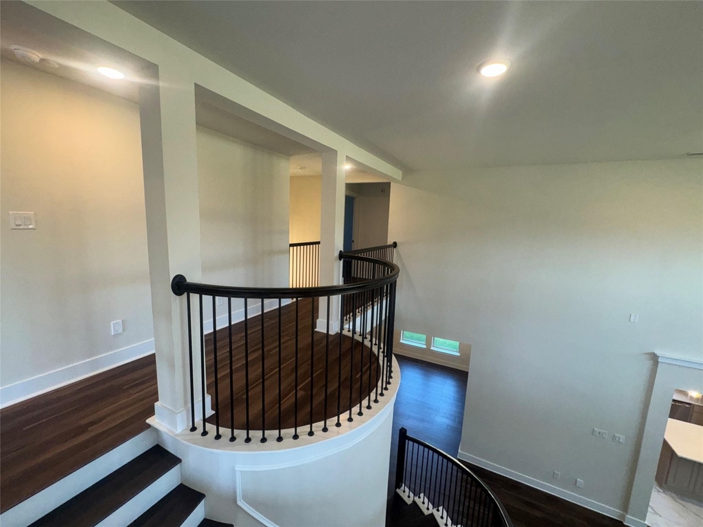 1701 Shamrock Green - Photo 17