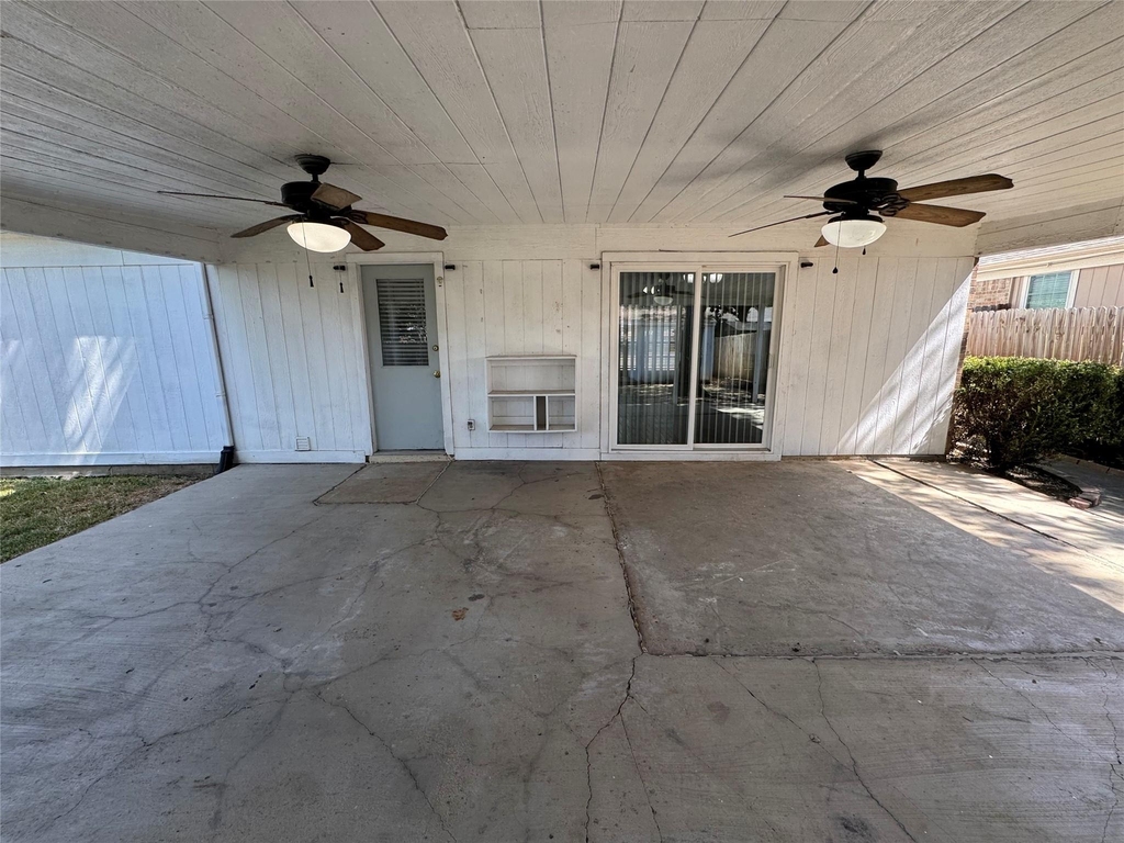 3808 Staghorn Circle S - Photo 16