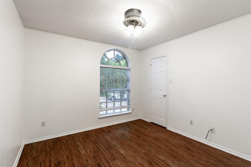 7921 Rattlers Court - Photo 11
