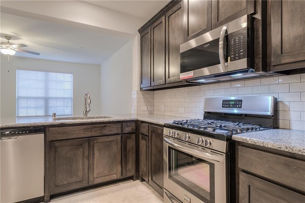 3708 Lantern Lane - Photo 2