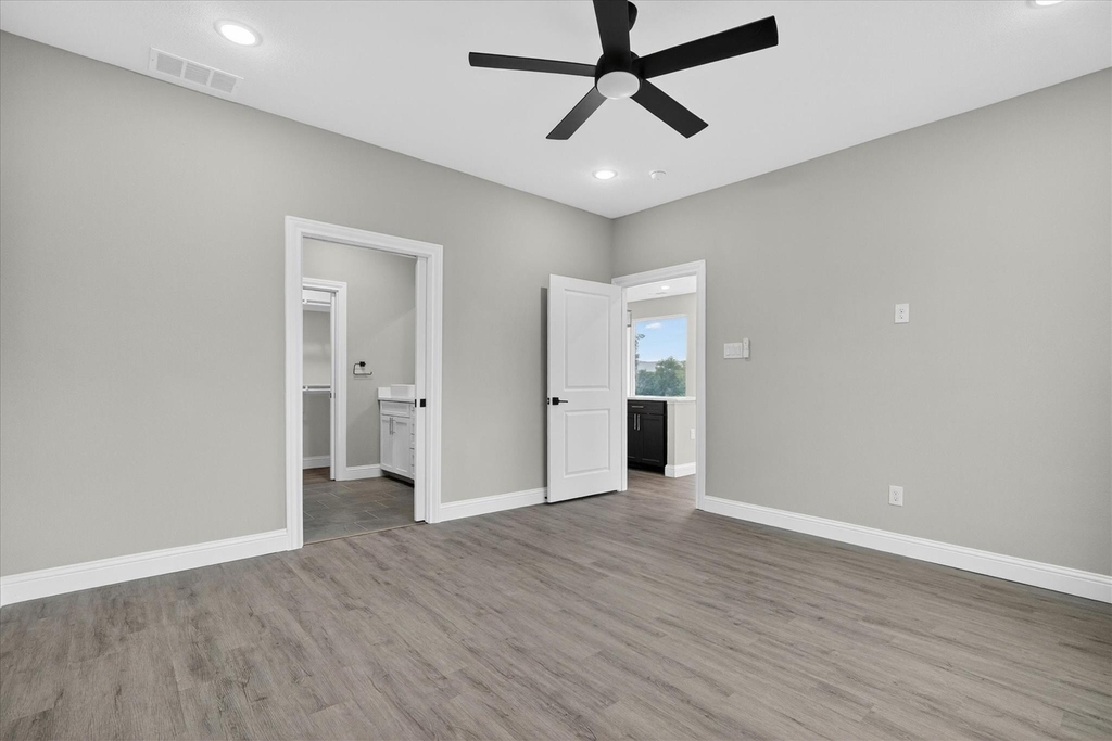 808 Premier - Photo 12