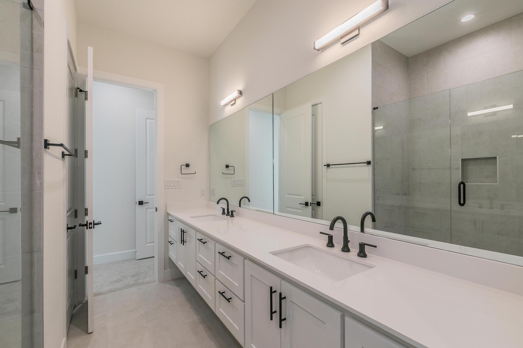 682 W Main Street - Photo 23