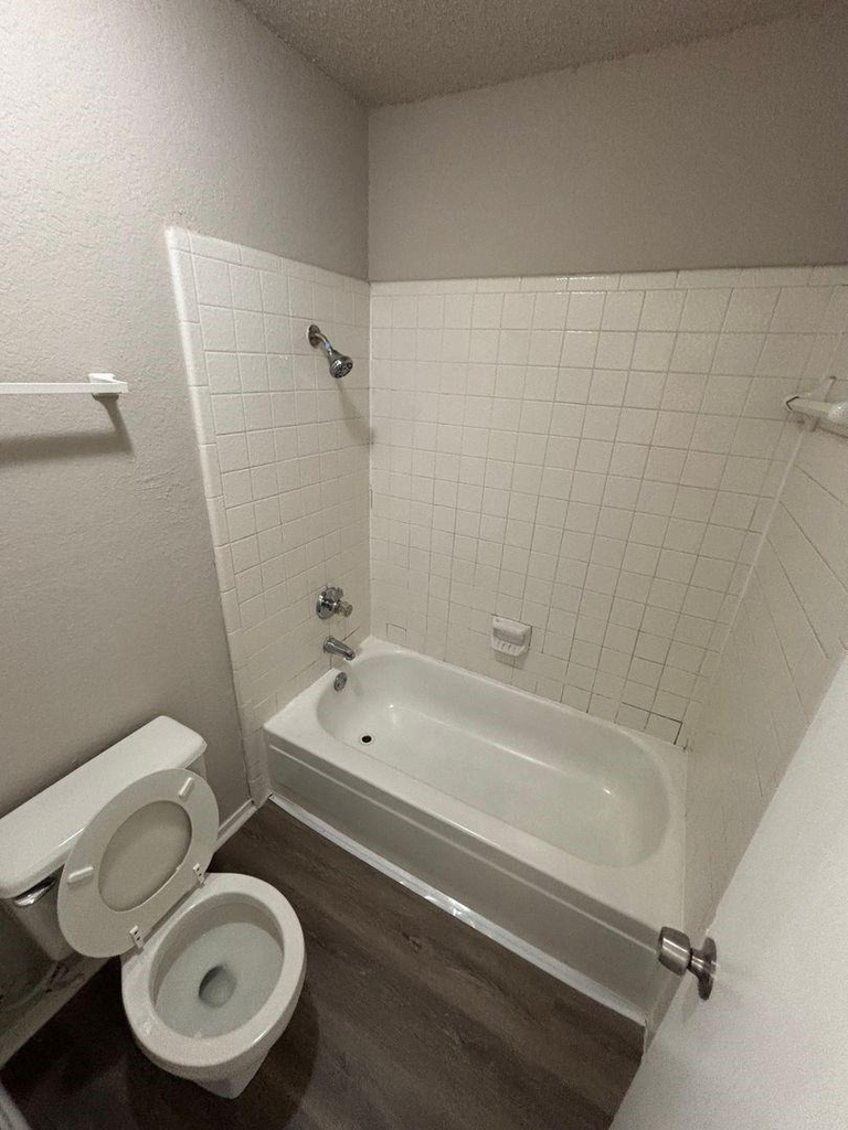10311 Tamworth Drive - Photo 10