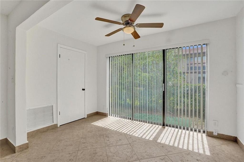 4924 Sheridan Street - Photo 28