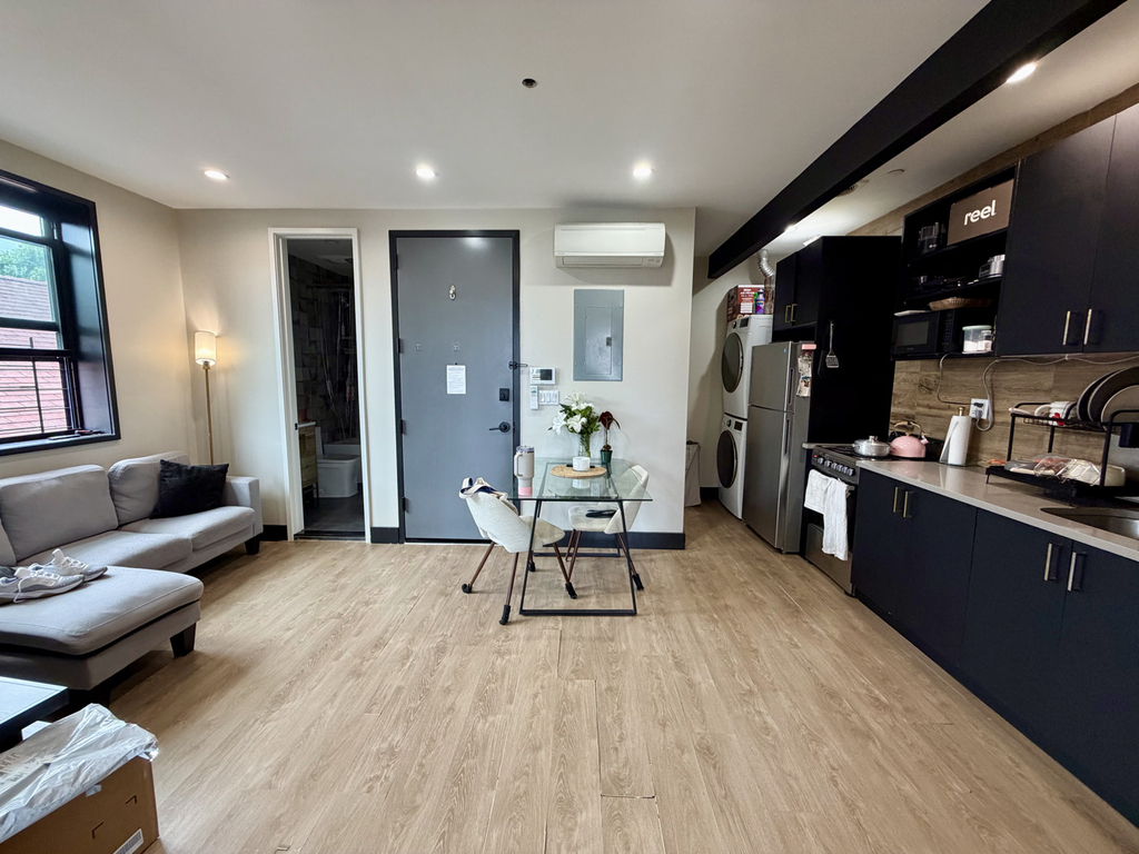1667 Brooklyn Avenue - Photo 1