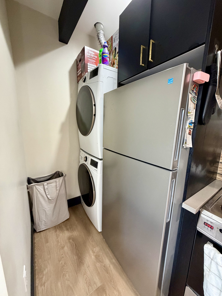 1667 Brooklyn Avenue - Photo 3