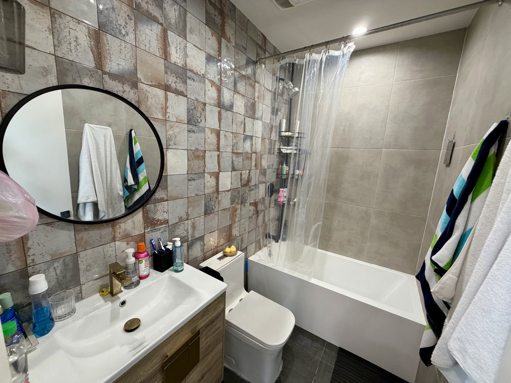 1667 Brooklyn Avenue - Photo 4