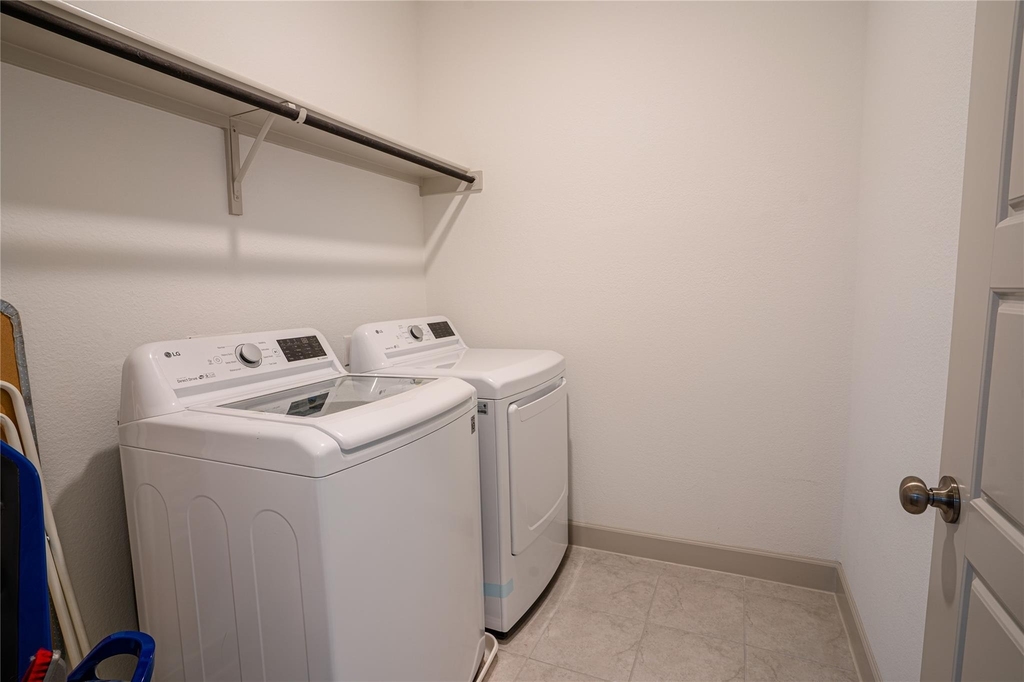 1577 Jackson Street - Photo 28