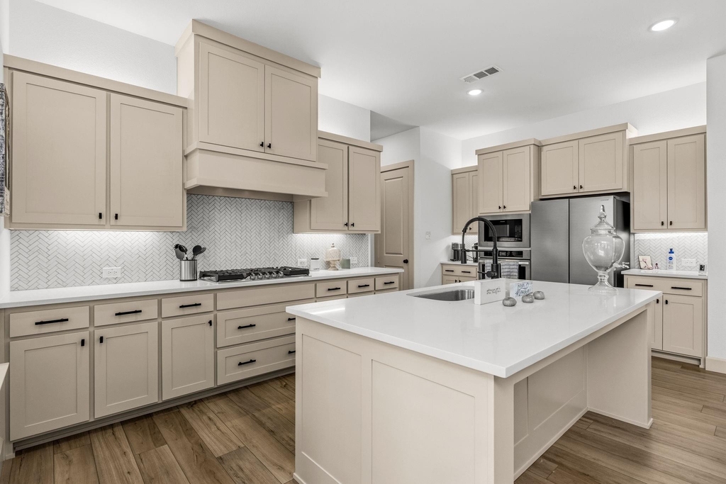 9540 Hedge Street - Photo 15