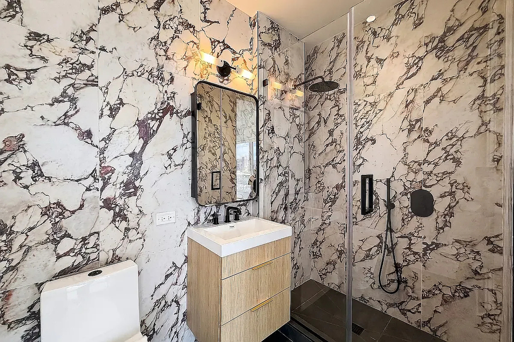 35th Ave astoria - Photo 8