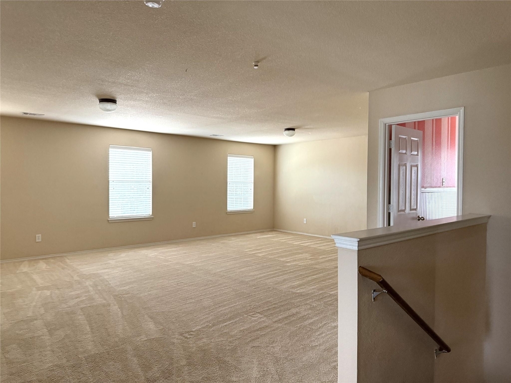 10687 Midway Drive - Photo 15