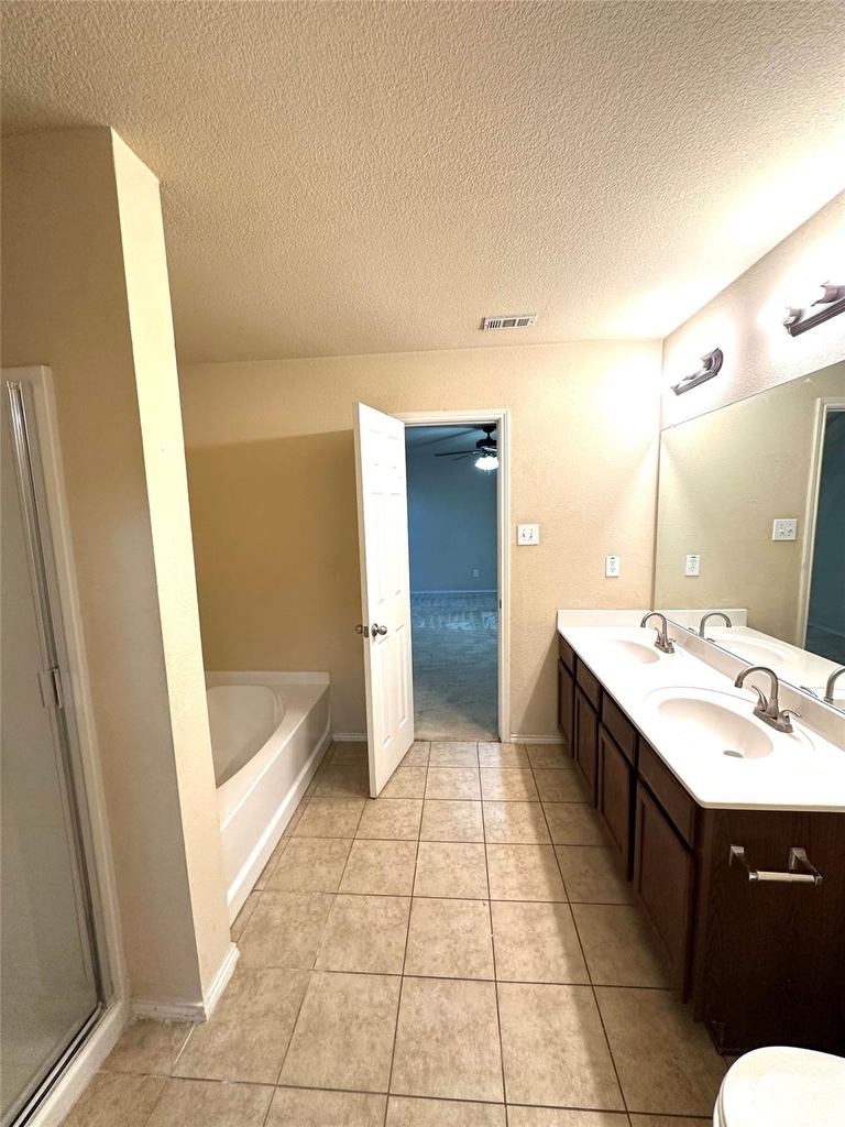 10687 Midway Drive - Photo 3