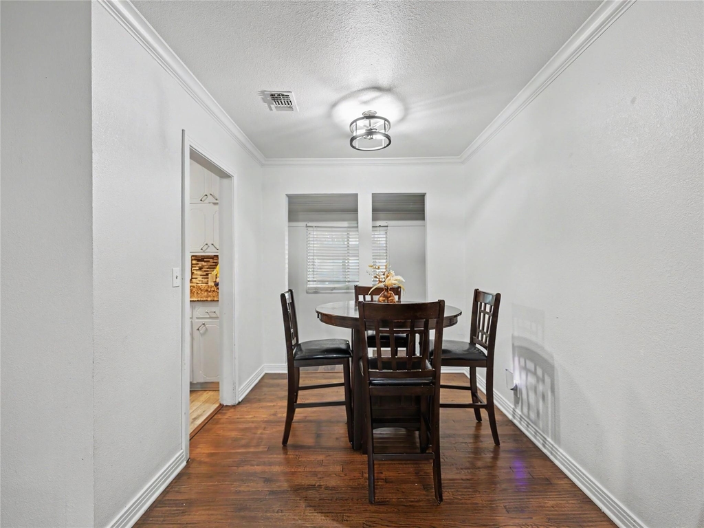 5008 Gilbert Drive - Photo 13