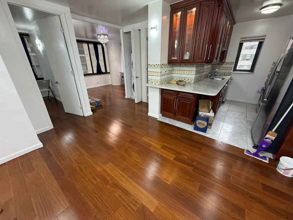 West 61st Street - Photo 0