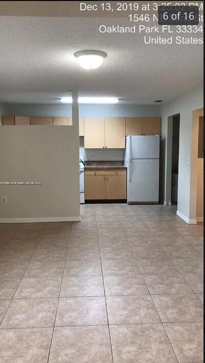 1546 Ne 32nd Street - Photo 6