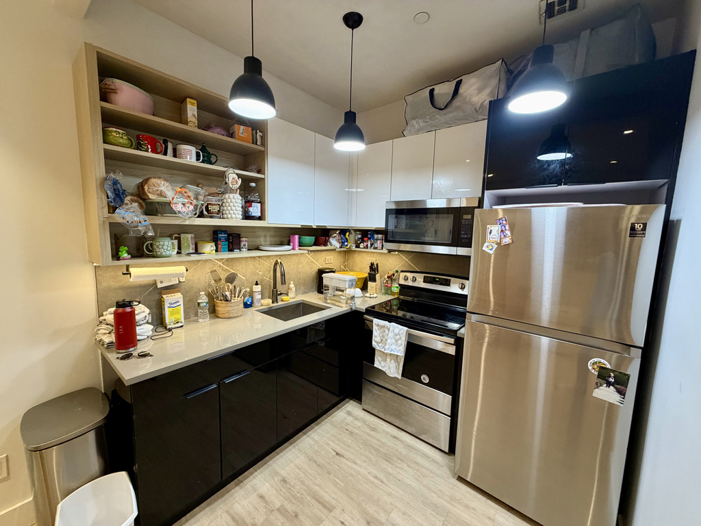 1613 Brooklyn Avenue - Photo 0