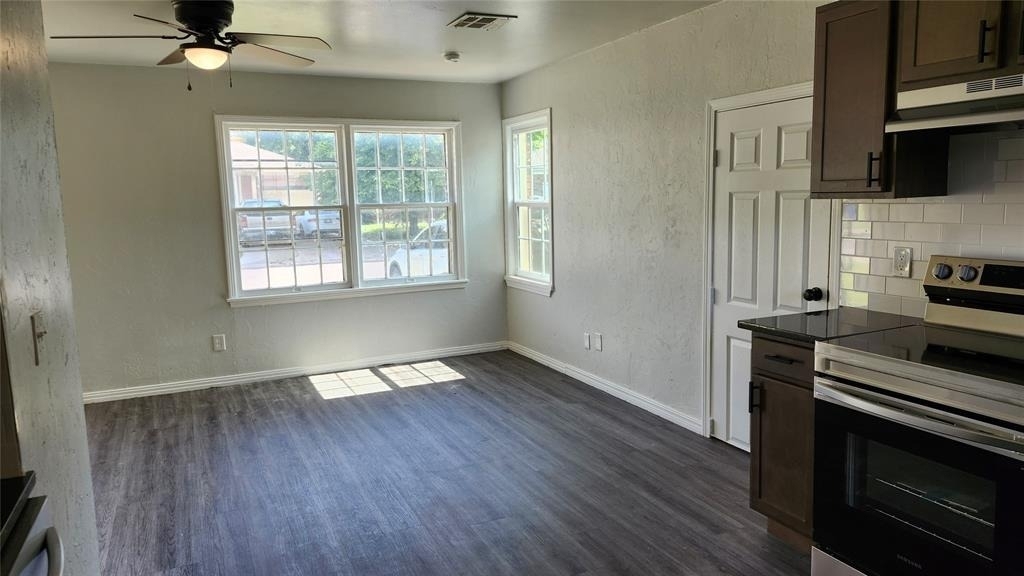 1833 Westchester Drive - Photo 3