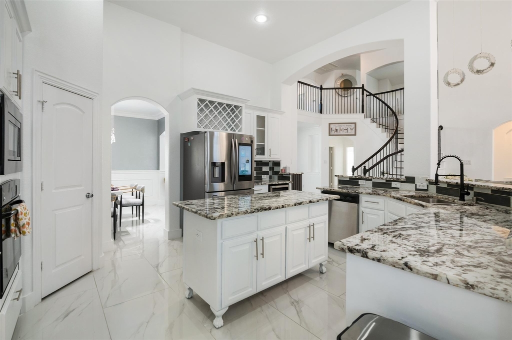 6951 Seascape Drive - Photo 2