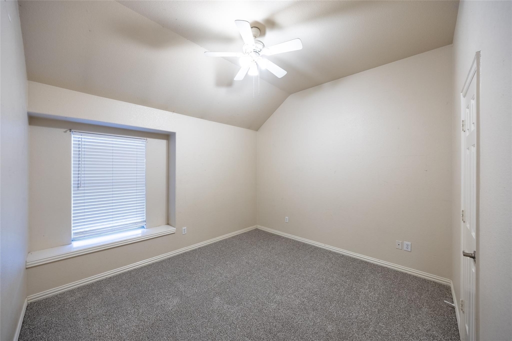 8100 Raven Court - Photo 25