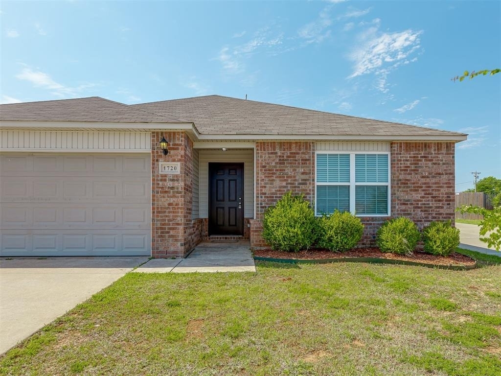 1720 Castle Street - Photo 3