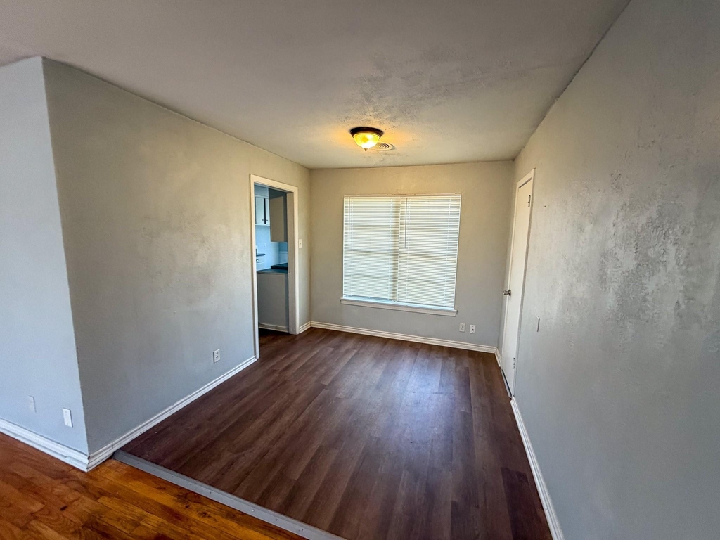 32 Twining Drive - Photo 2