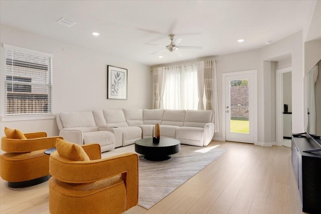 4801 Whitehill Trail - Photo 7