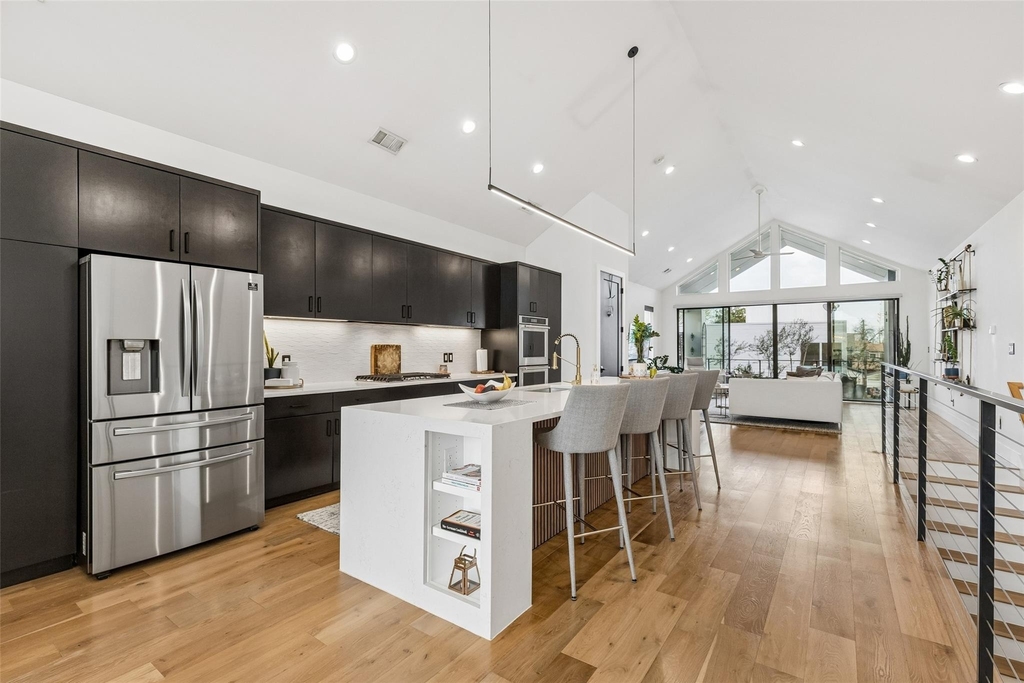 4404 Capitol Avenue - Photo 26