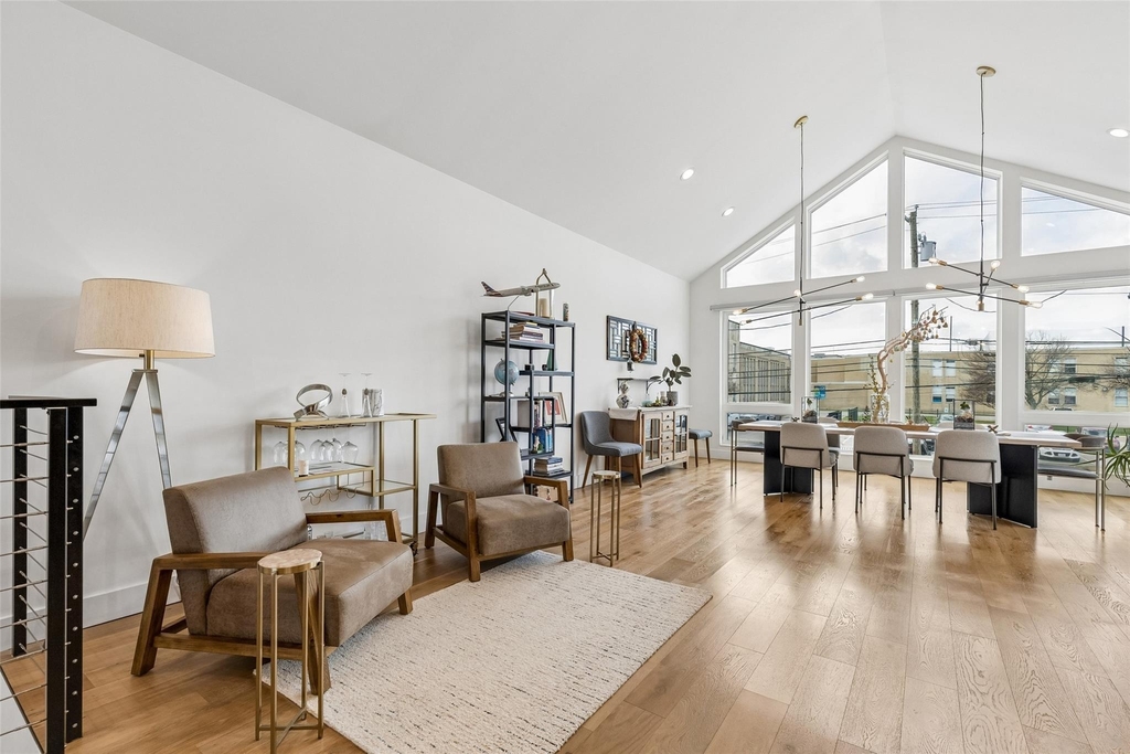 4404 Capitol Avenue - Photo 28