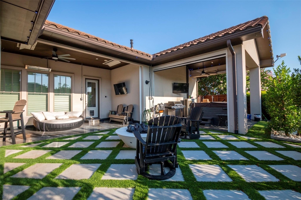 3990 Sevilla Drive - Photo 15