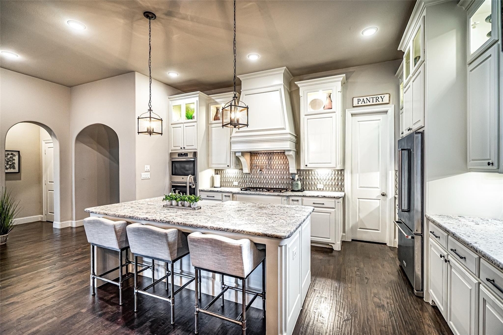 3990 Sevilla Drive - Photo 4